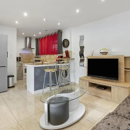 Apartament A 200 M De La Mer