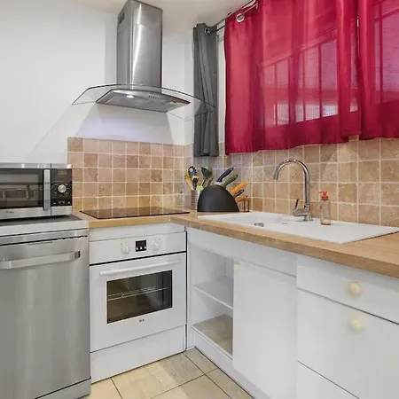 Apartament A 200 M De La Mer *